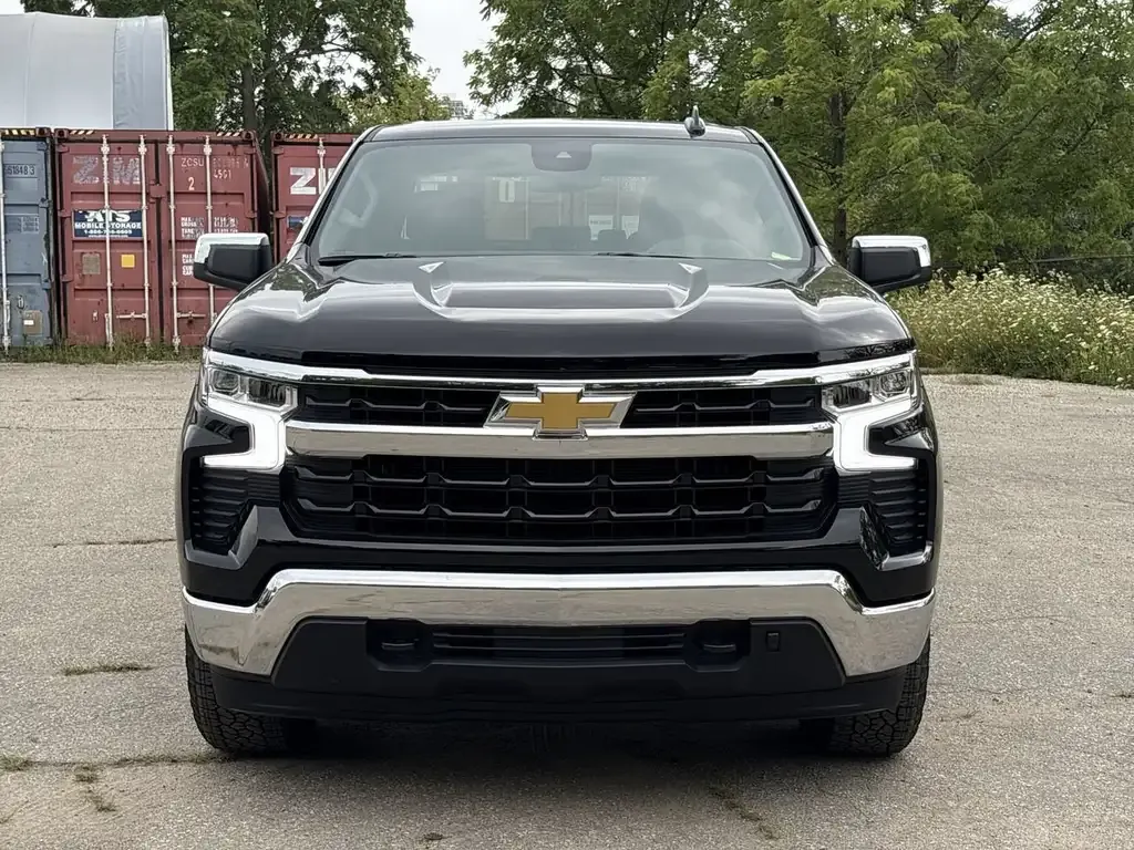 Chevrolet Silverado 1500 2026 photo 3
