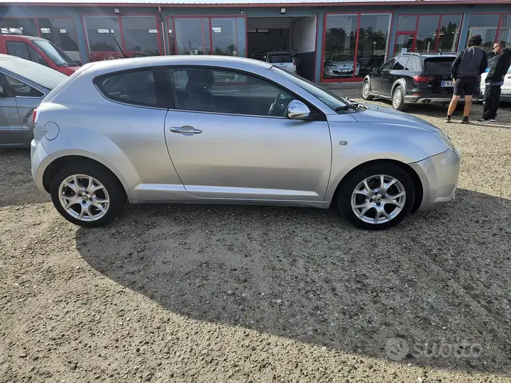 Alfa Romeo Mito 2009 photo 4