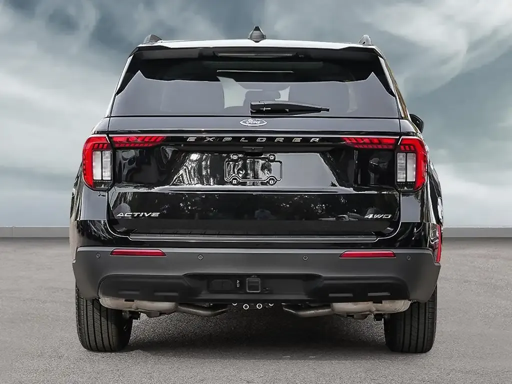 Ford Explorer 2026 photo 5