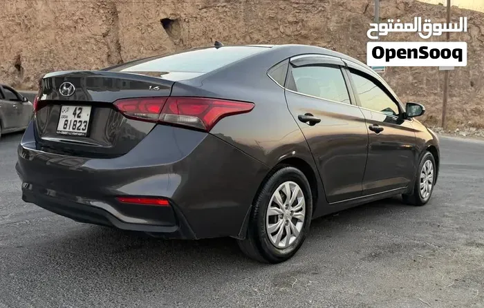 Hyundai Accent 2020 photo 2