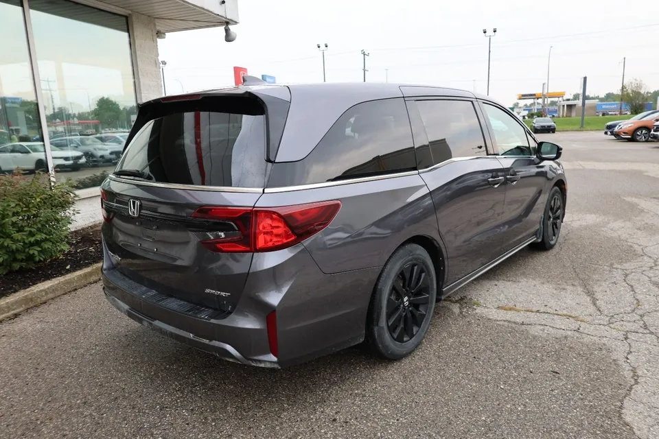 Honda Odyssey 2025 photo 5