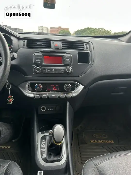 Kia Rio 2013 photo 3