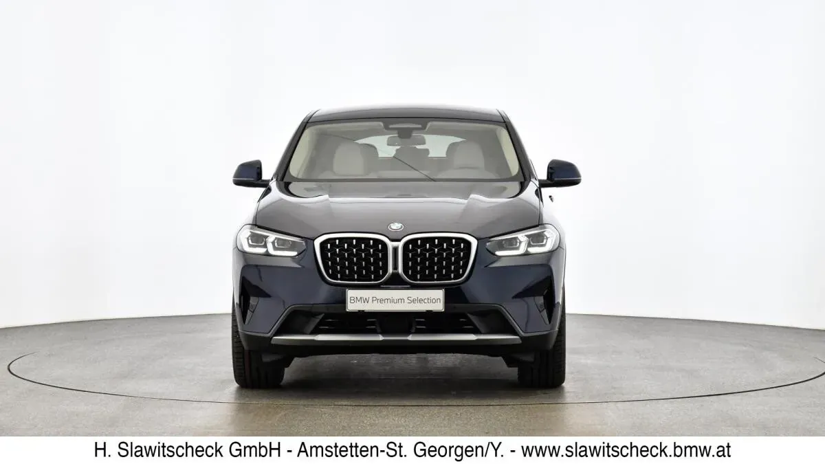 BMW X4 2025 photo 2