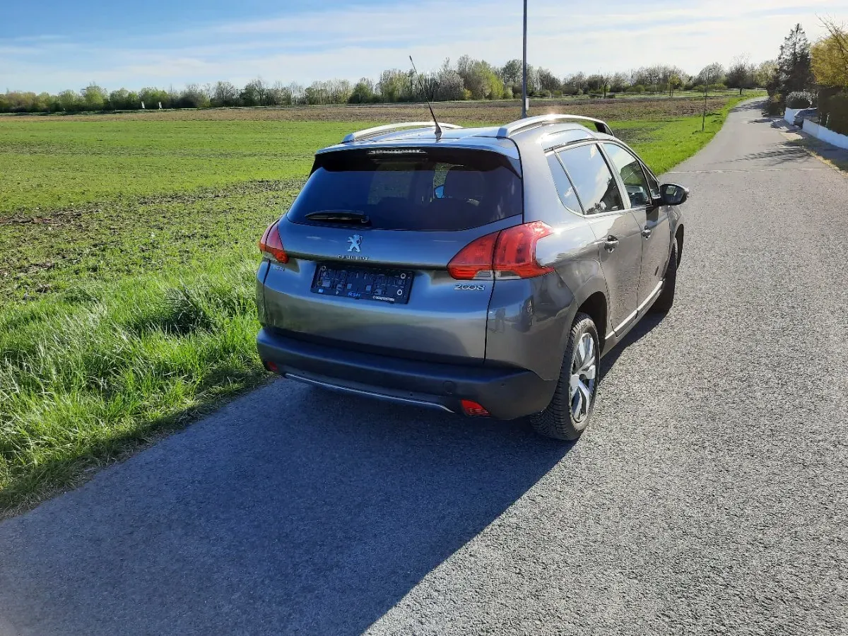 Peugeot 2008 2016 photo 2