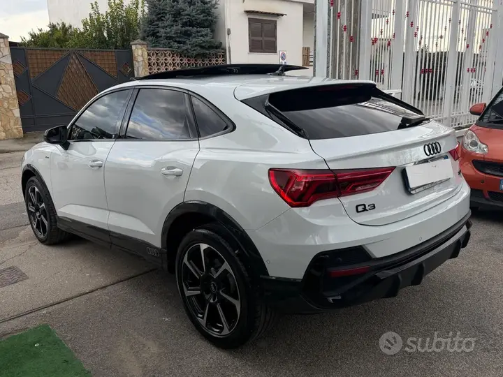 Audi Q3 2019 photo 4