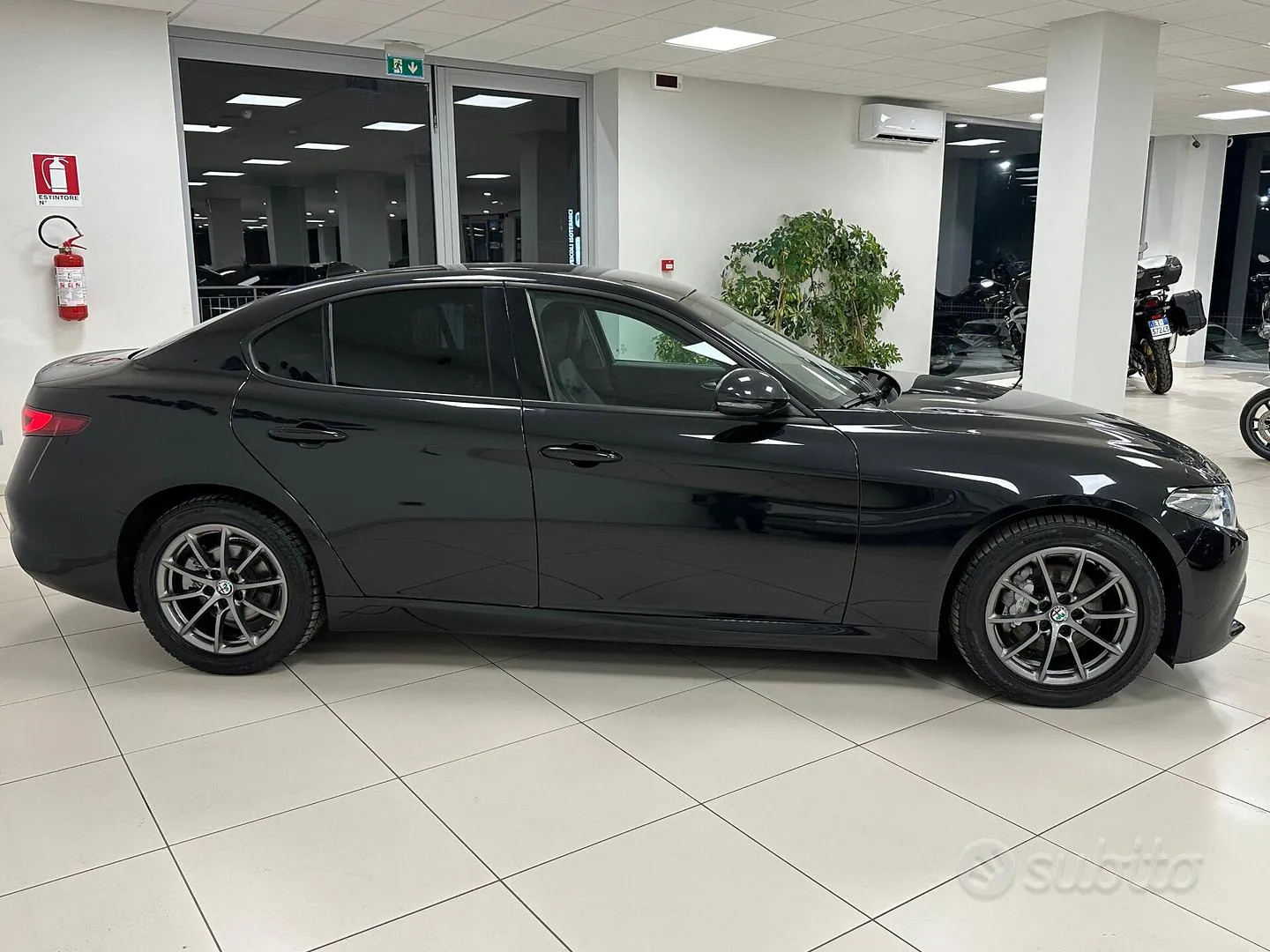 Alfa Romeo Giulia 2019 photo 4