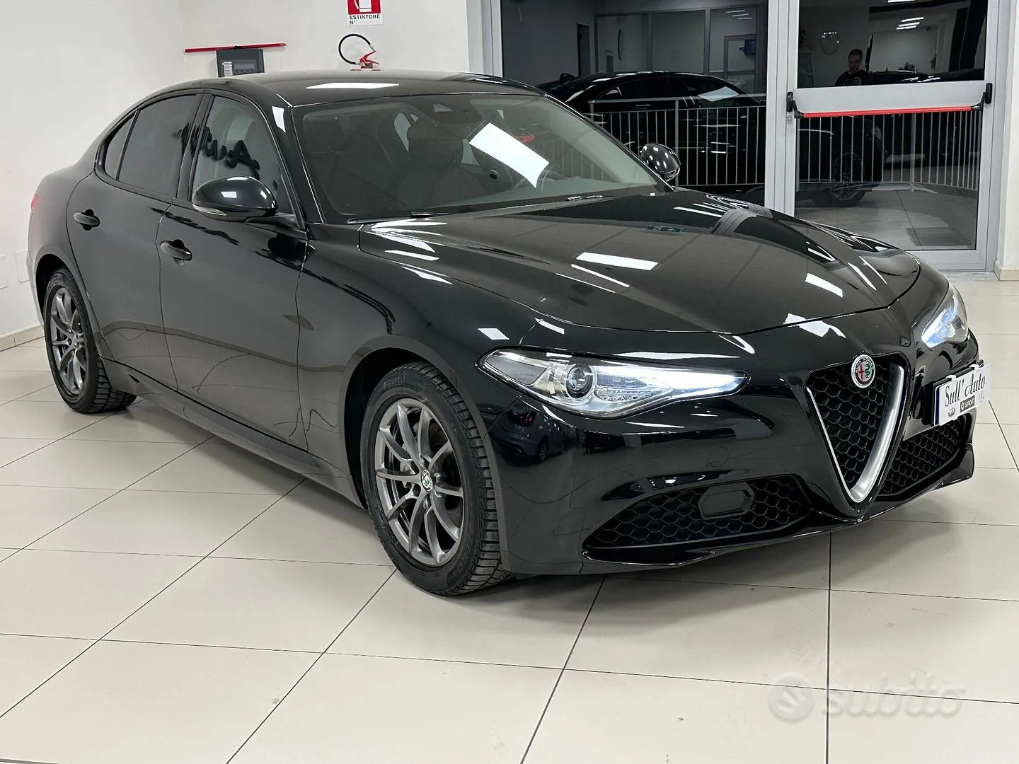 Alfa Romeo Giulia 2019 photo 3
