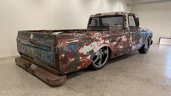 Chevrolet C10 1969 photo 3