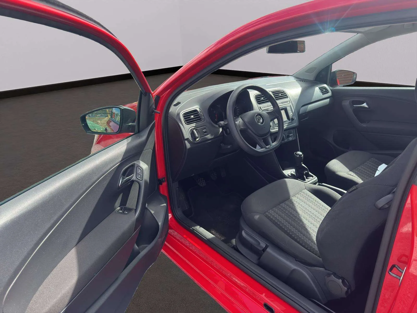Volkswagen Polo 2018 photo 5