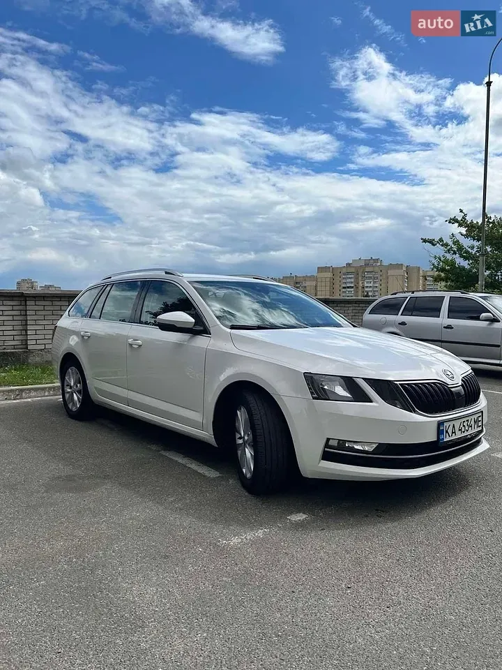 Skoda Octavia 2019 photo 3