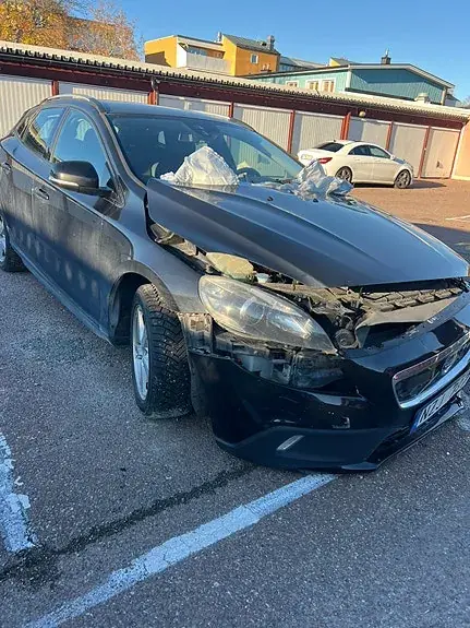 Volvo V40 Cross Country 2014 photo 2