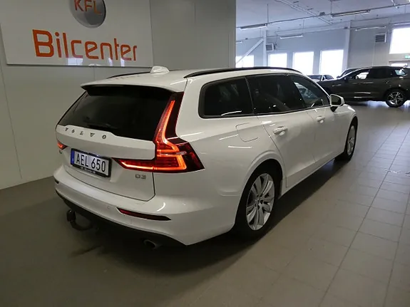 Volvo V60 2019 photo 4