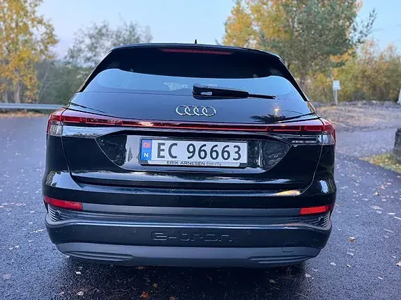 Audi Q4 E-Tron 2021 photo 4
