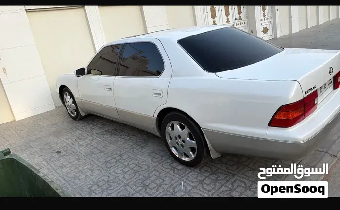 Lexus Lx 2000 photo 2