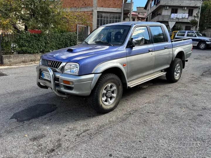 Mitsubishi L200