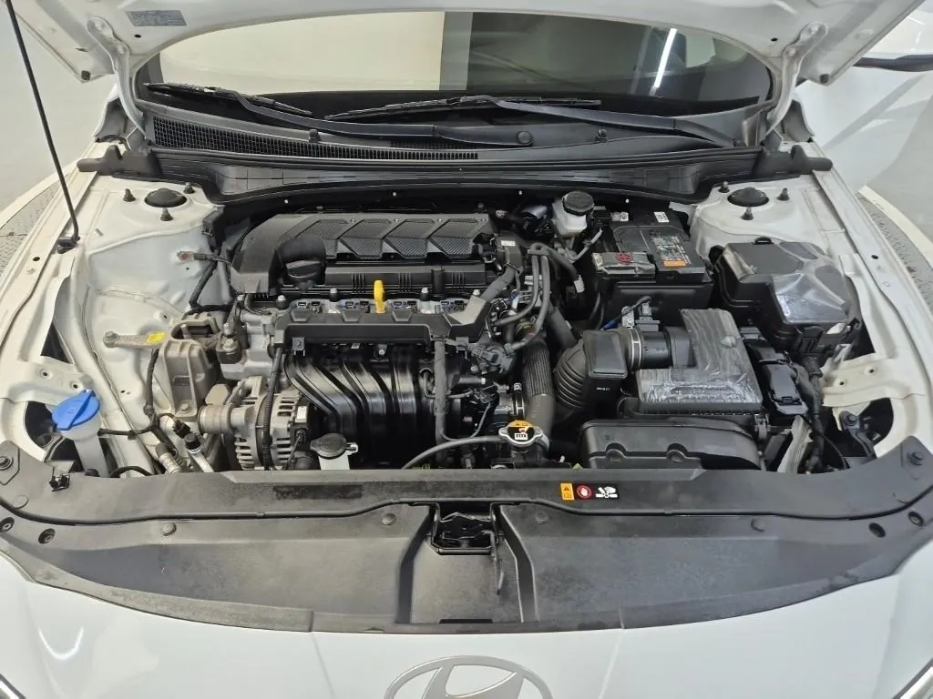 Hyundai Avante 2024 photo 5