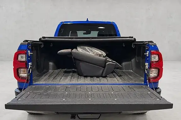 Toyota Hilux 2024 photo 5