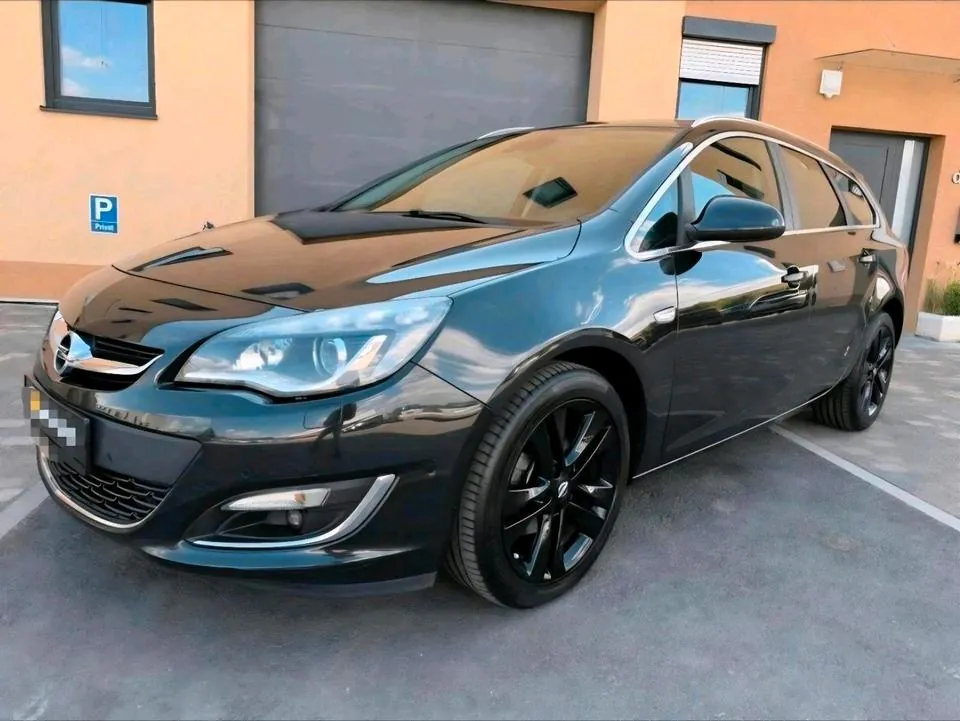 Opel Astra J