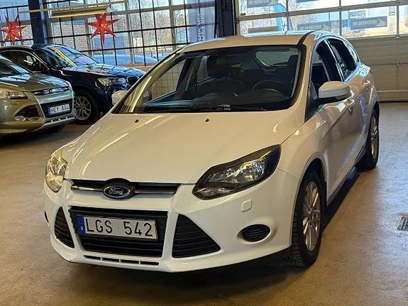 Ford Focus 2011 photo 2
