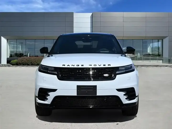 Land Rover Range Rover Velar 2026 photo 3