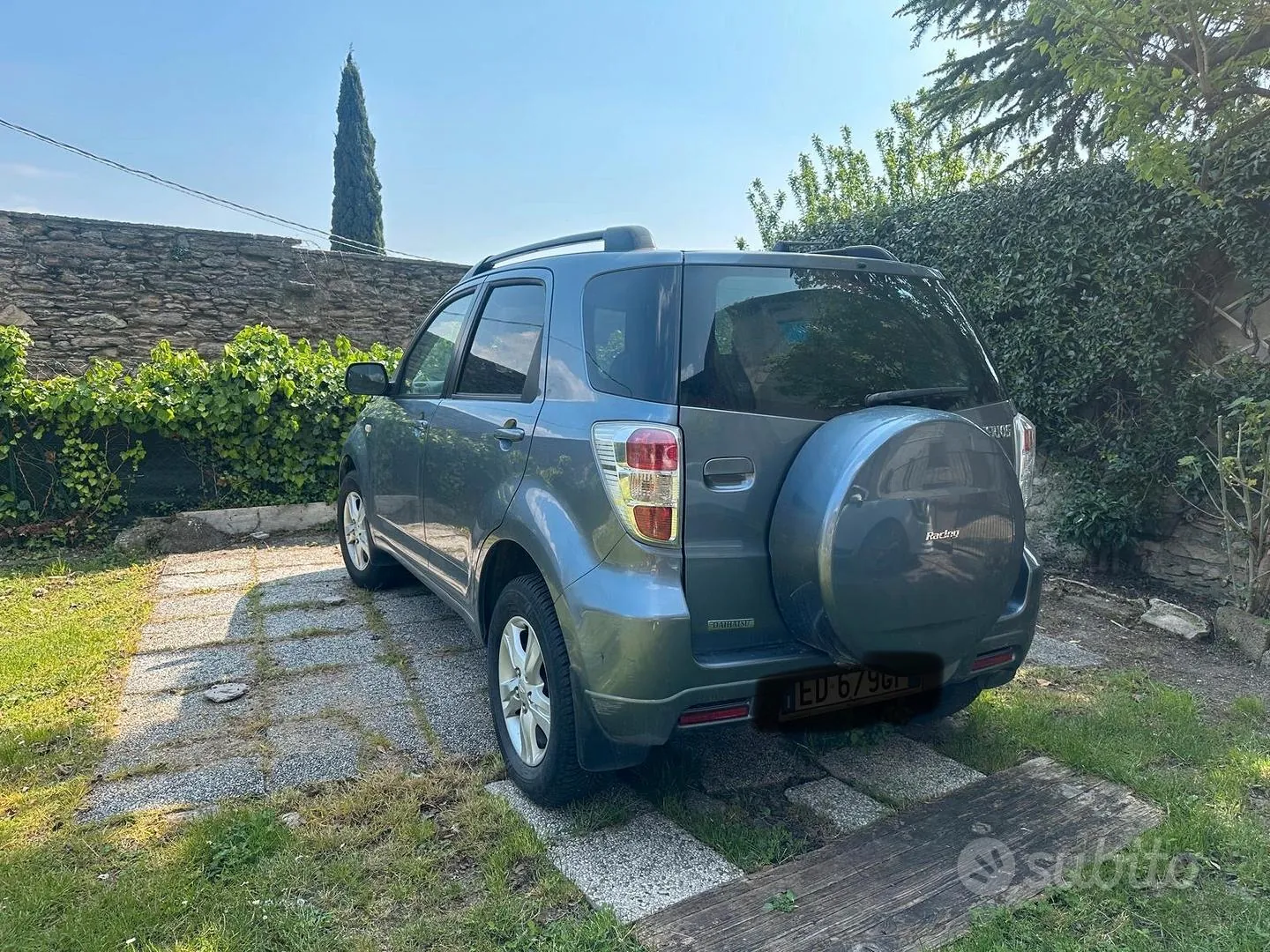 Daihatsu Terios 2023 photo 2