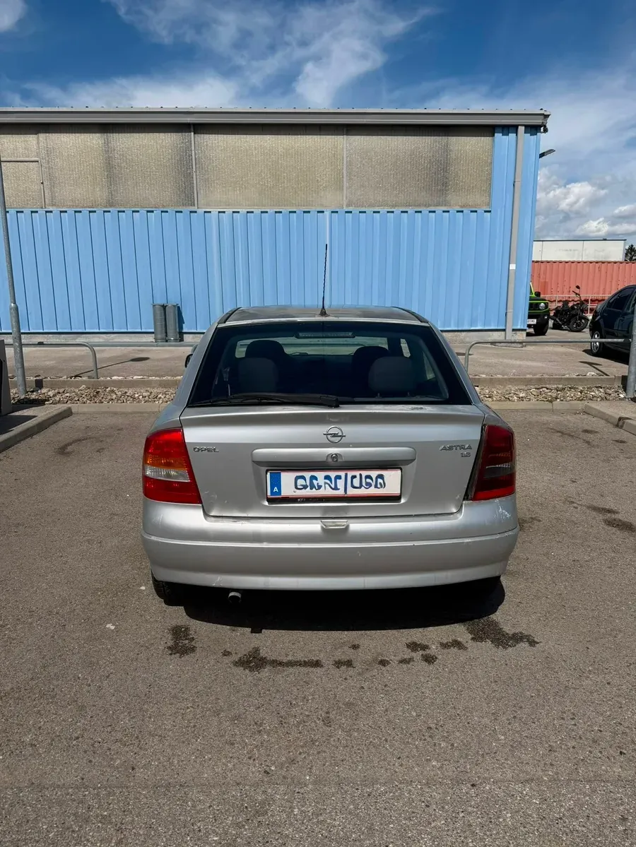 Opel Astra 1998 photo 2