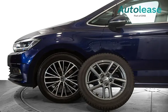 Volkswagen Touran 2022 photo 3