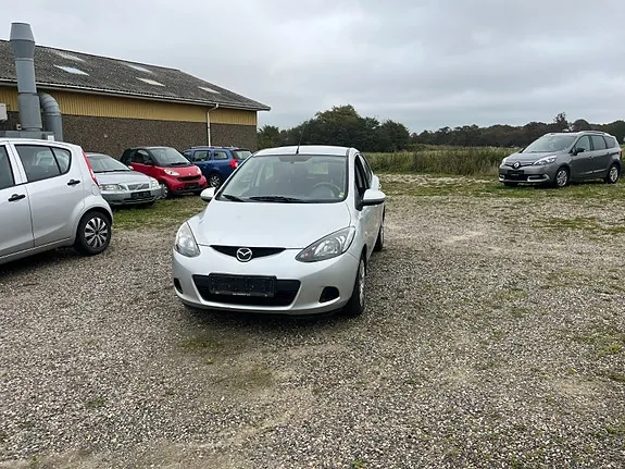 Mazda 2