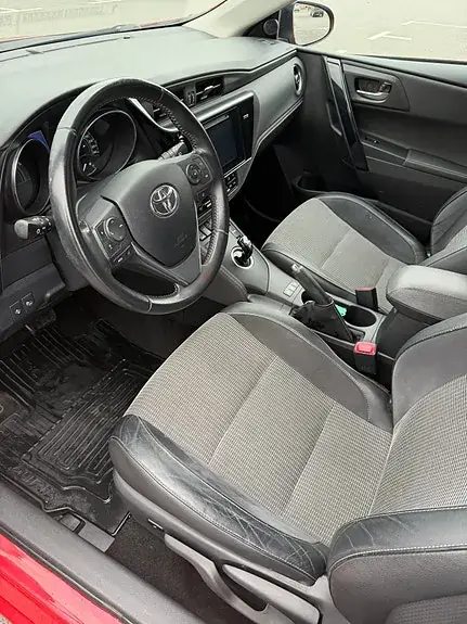 Toyota Auris 2016 photo 5