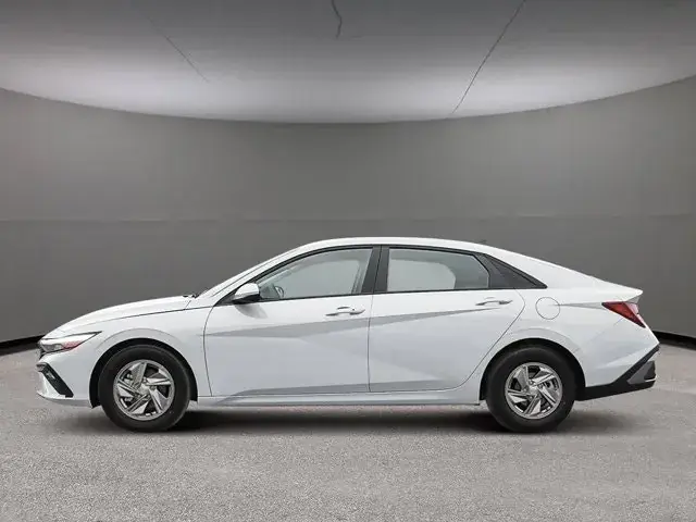 Hyundai Elantra 2026 photo 3