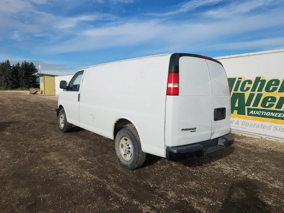 Chevrolet Express 2014 photo 3