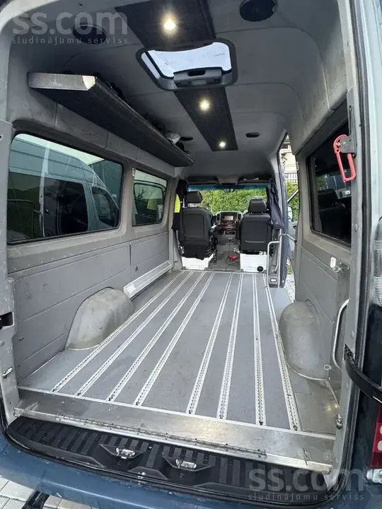 Mercedes-Benz Sprinter 2014 photo 2