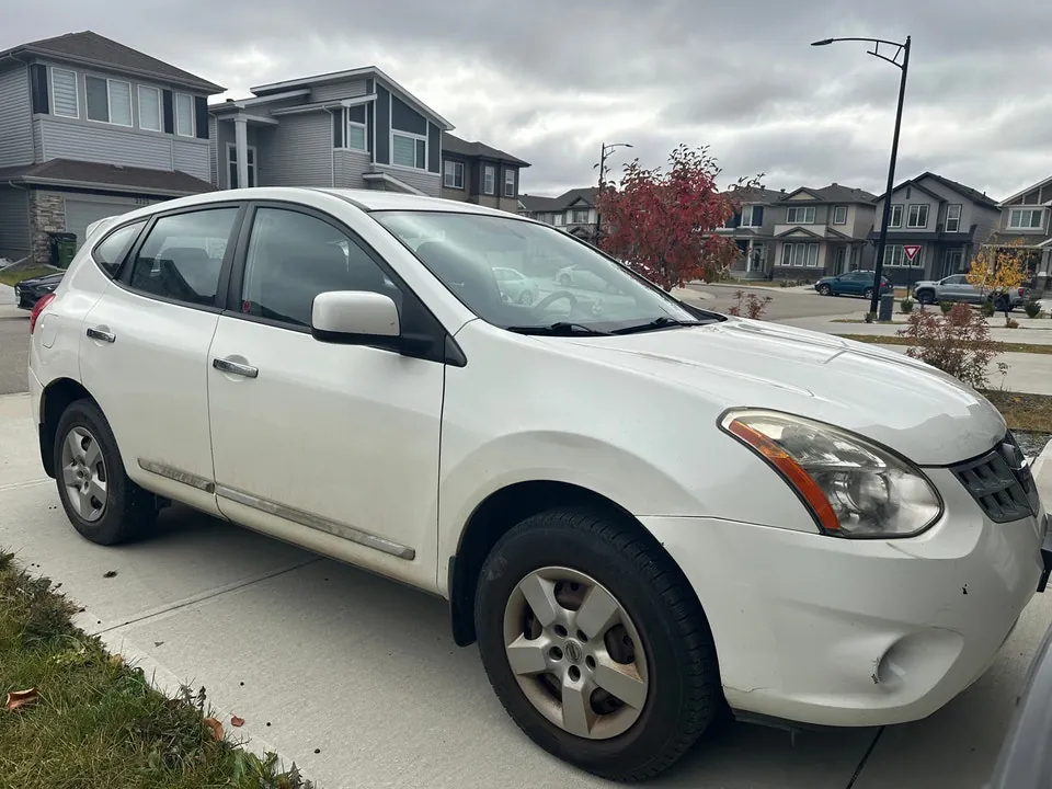 Nissan Rogue 2013 photo 2