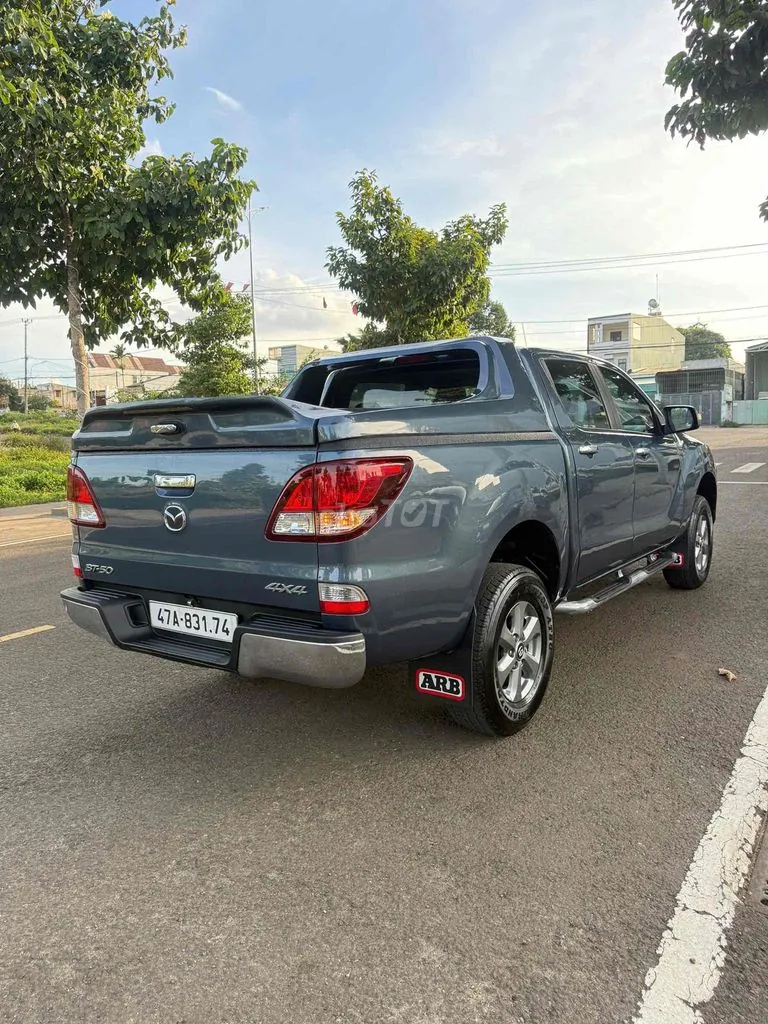 Mazda Bt-50 2016 photo 4