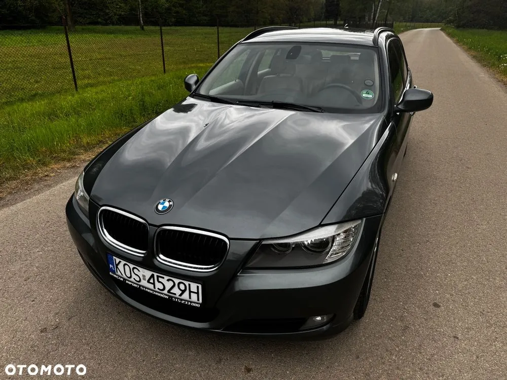 BMW Seria 3 2012 photo 3