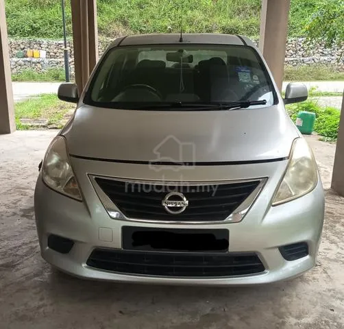 Nissan Almera
