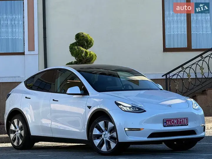 Tesla Model Y 2021 photo 4
