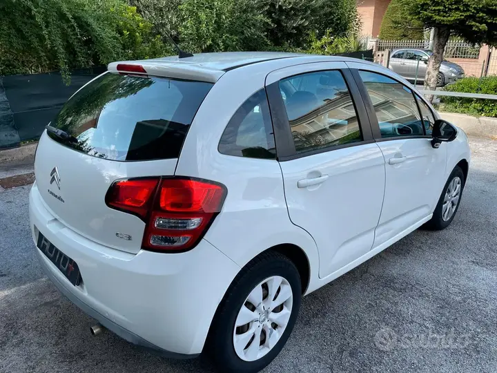 Citroen C3 2012 photo 3