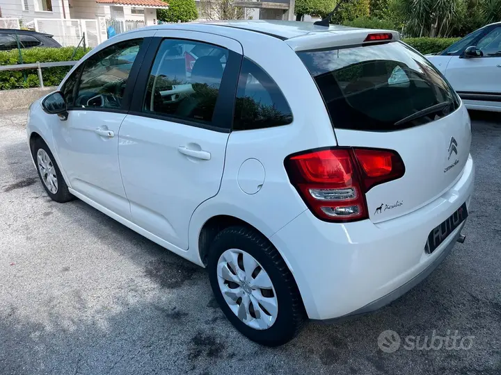 Citroen C3 2012 photo 2