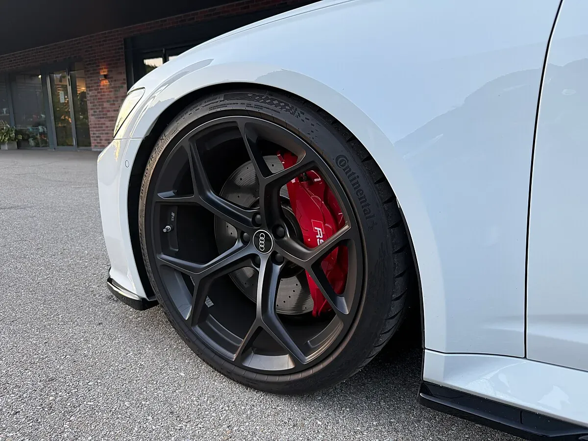 Audi A6 2021 photo 2