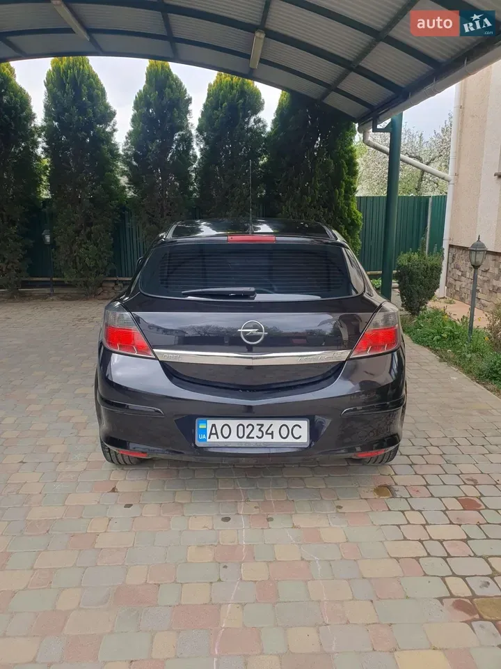 Opel Astra Gtc 2008 photo 2
