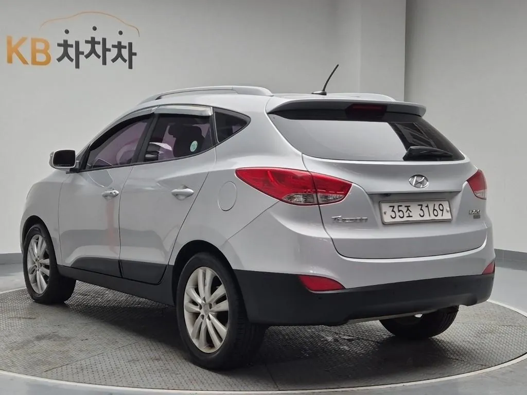 Hyundai Tucson 2012 photo 2