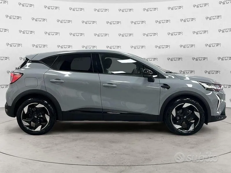 Renault Captur 2024 photo 4