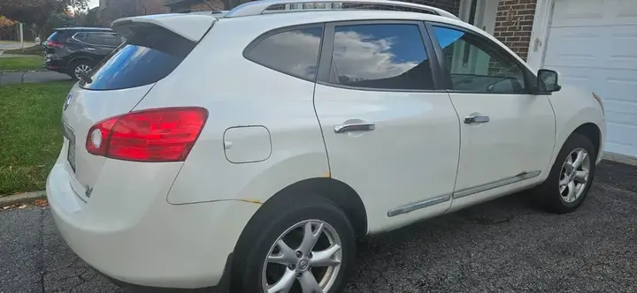 Nissan Rogue 2011 photo 3