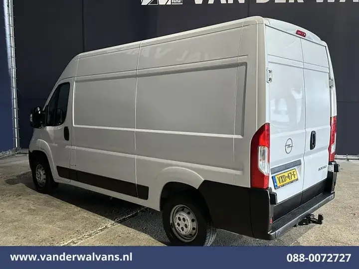 Opel Movano 2023 photo 2
