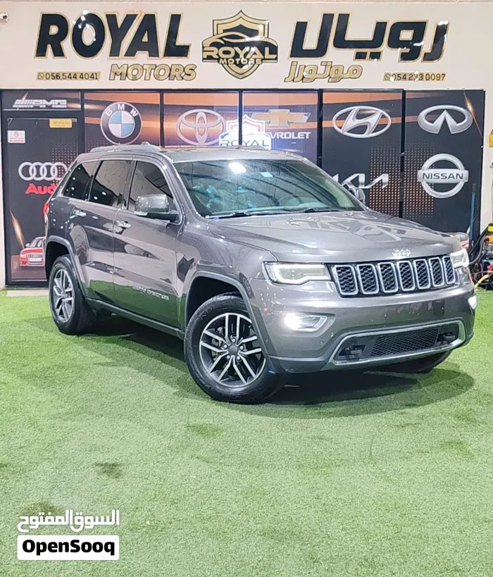 Jeep Grand Cherokee 2019 photo 2