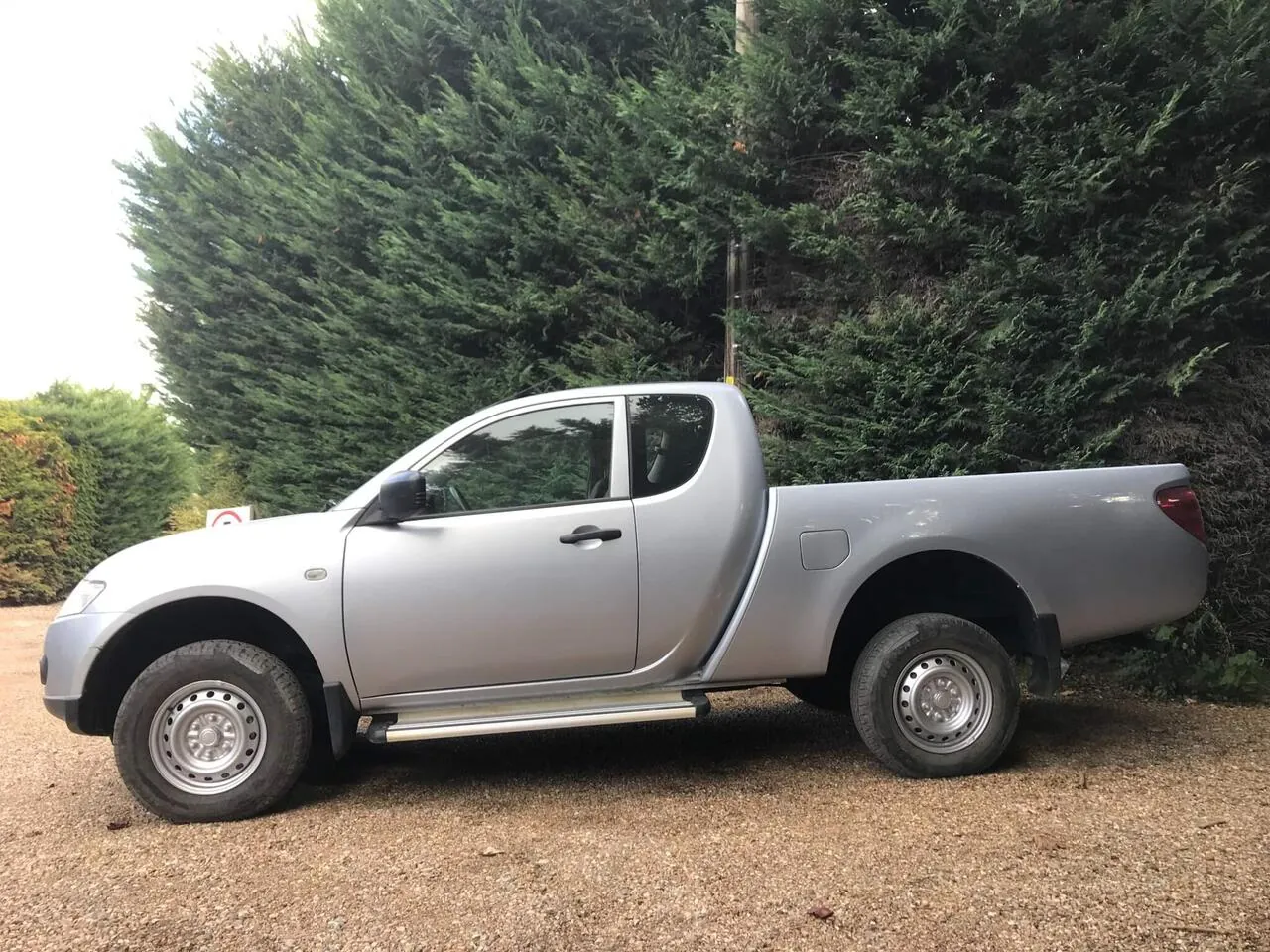 Mitsubishi L200