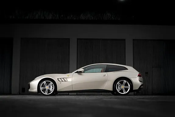 Ferrari Lusso 2019 photo 3