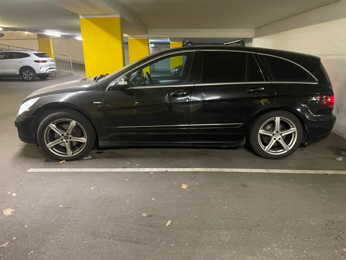 Mercedes-Benz R-Class 2006 photo 2