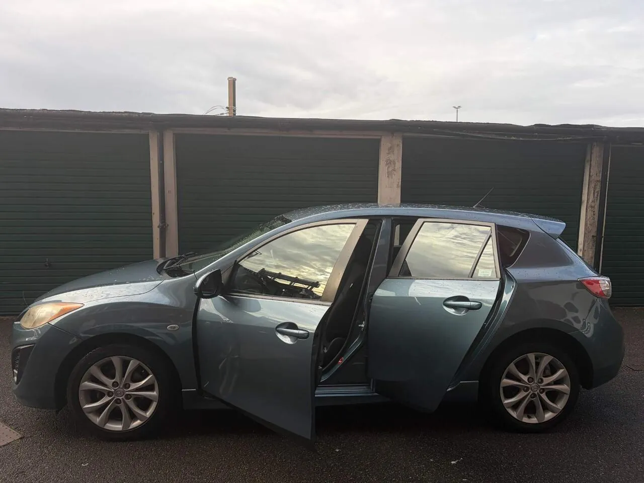 Mazda 3 2010 photo 4